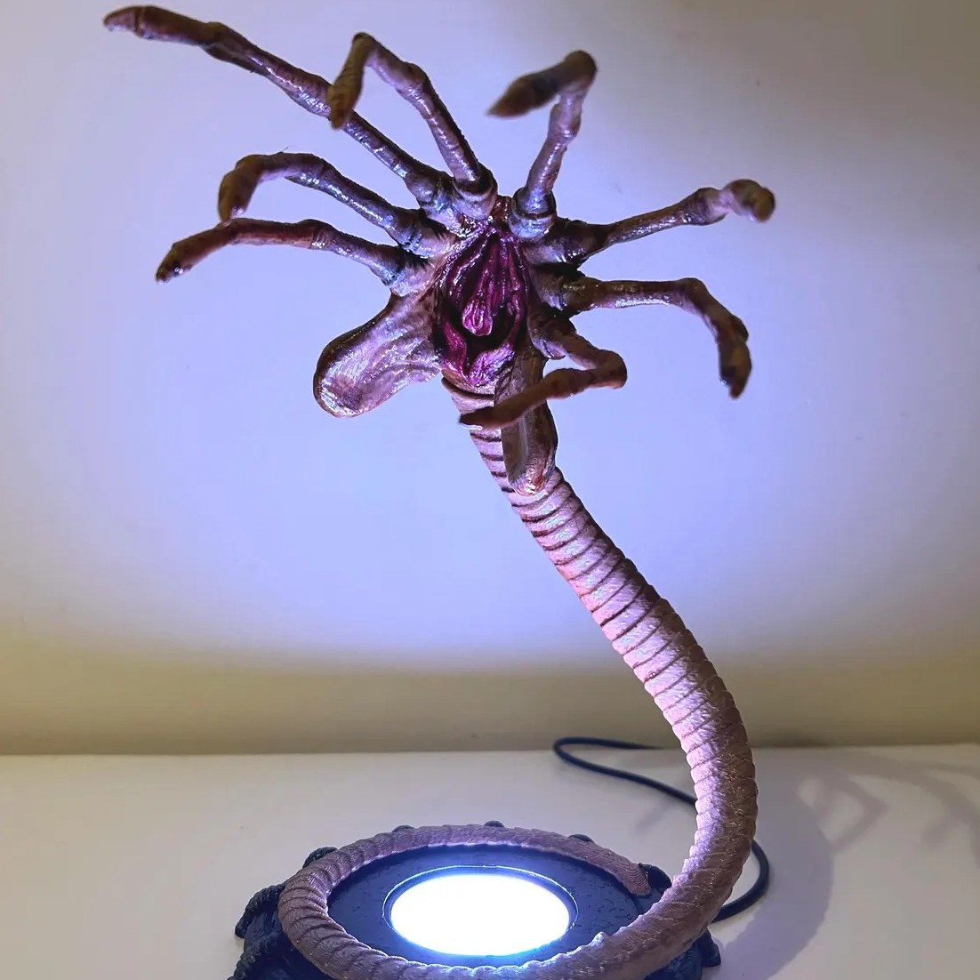 Uzaylı Facehugger Lambası Gece - Lighting Decor Home incelemesi ve fiyatı