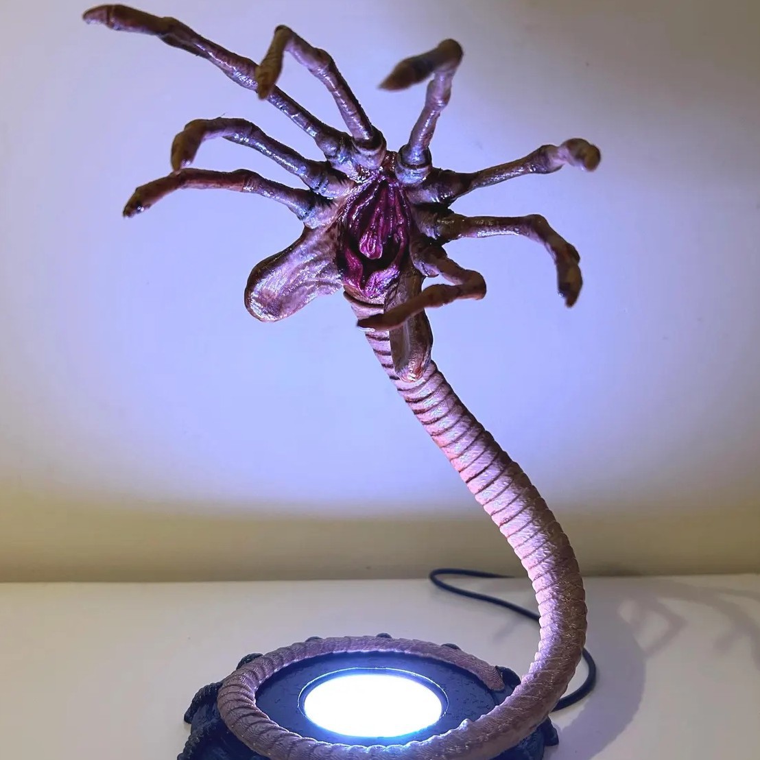 Uzaylı Facehugger Lambası Gece - Lighting Decor Home incelemesi ve fiyatı